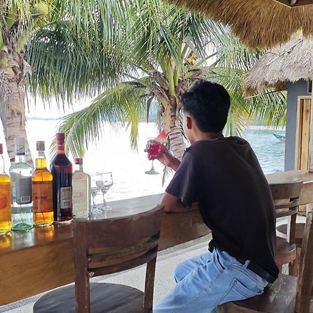 ホテル シルバー ファーン ビーチ リトリート セコトン エクステリア 写真